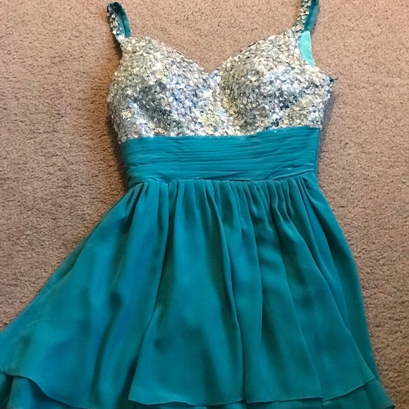 Sequin blue dress. - Picture 3 of 5